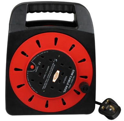 Reino Unido Cable móvel bobina Soquete móvel externo Roda bobina bobina Quatro Soquetes Cable Reel Cable de alimentação